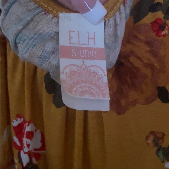 Blouse from torrid! - Picture 2 of 2